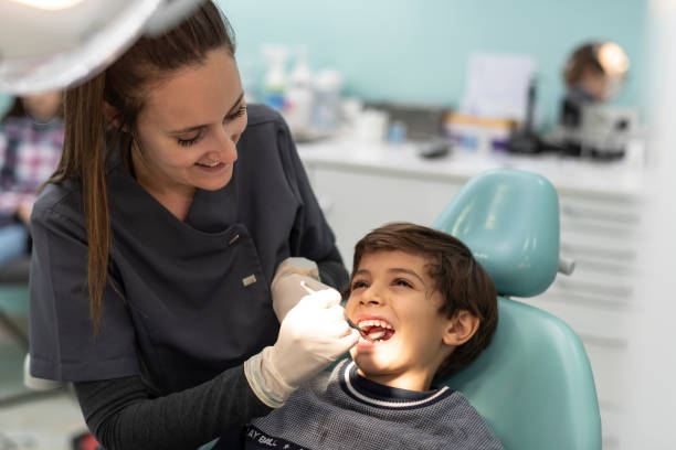 Best Emergency Dental Care for Broken or Chipped Teeth in Flora, IL