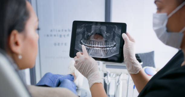 Best Emergency Gum Treatment in Flora, IL